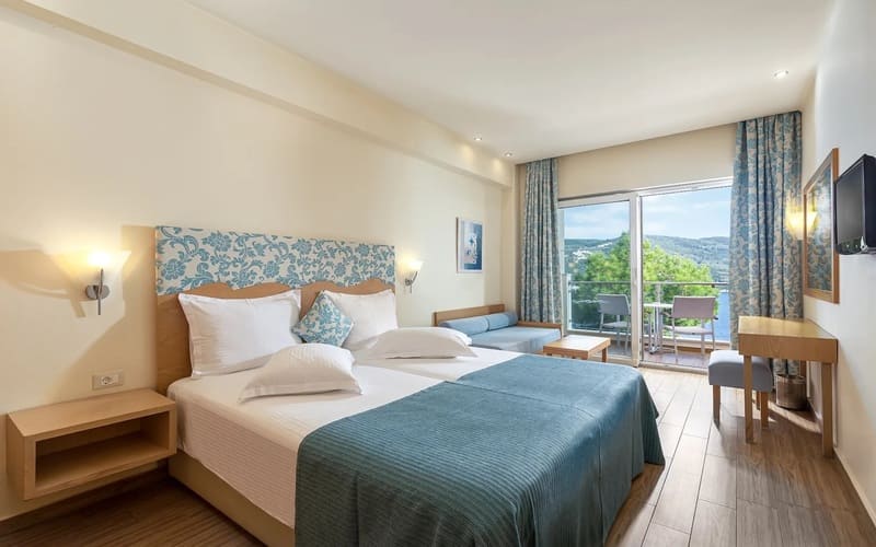 AKROTIRI BEACH HOTEL - SOLO ADULTI